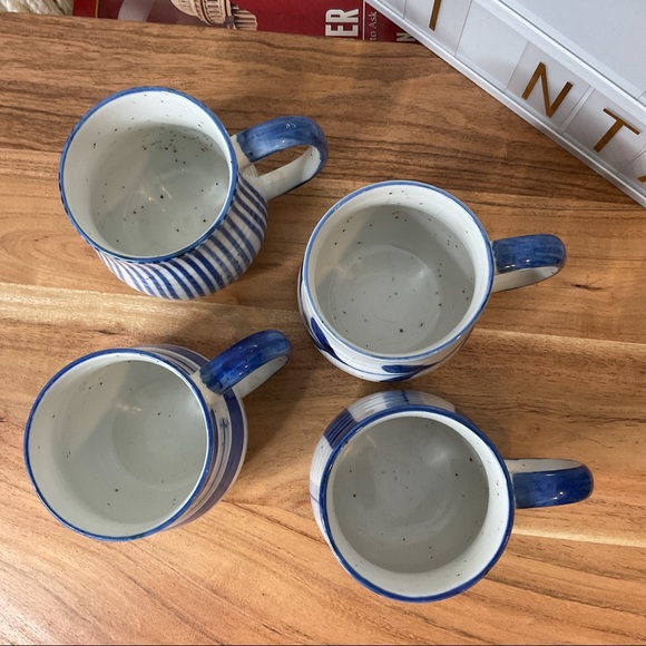 Mug 4 PC. Set Blue And White Stripe Floral Ceramic Cups 10 OZ. - Picture 7 of 8